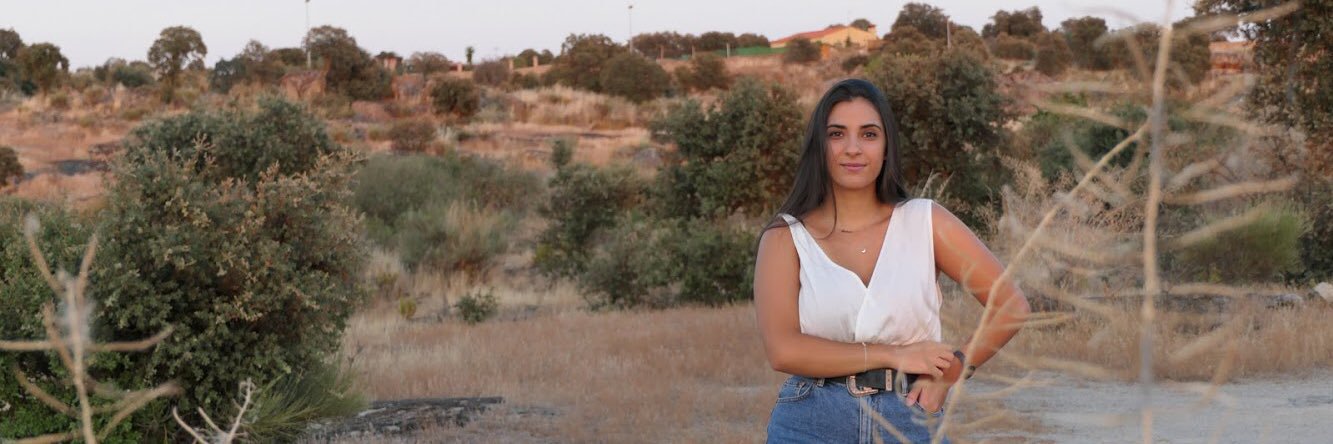 isabelmateos3's profile banner image
