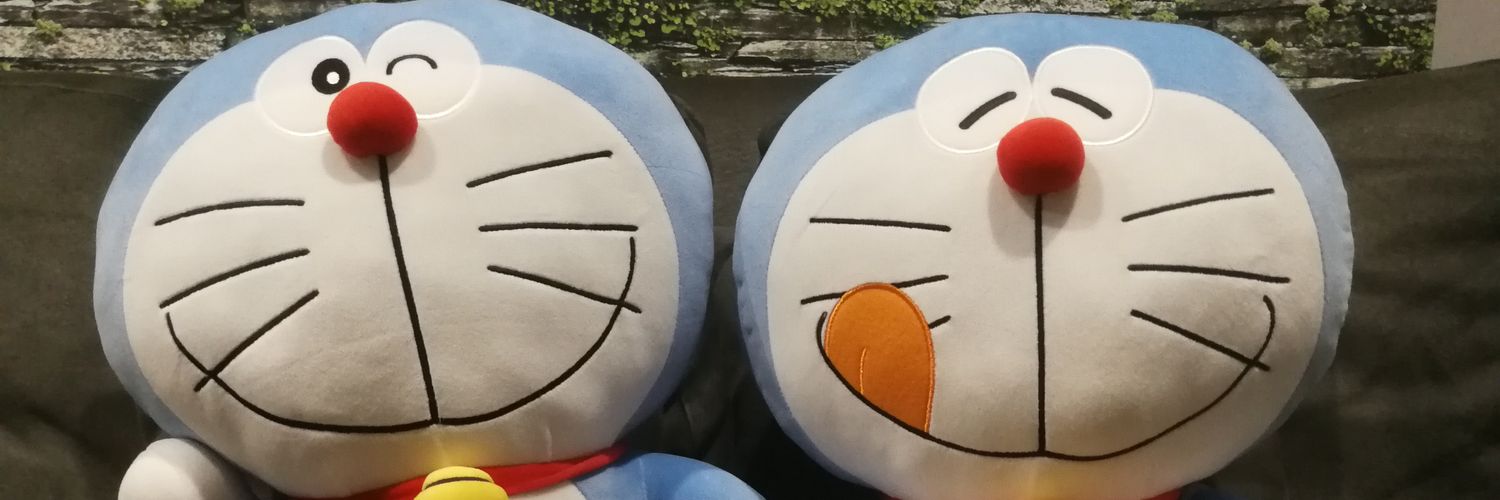 tan_toto's profile banner image