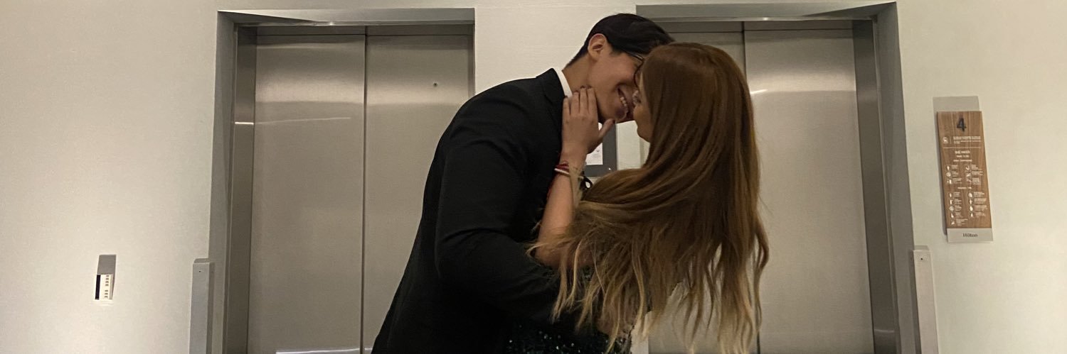 amyyesc's profile banner image