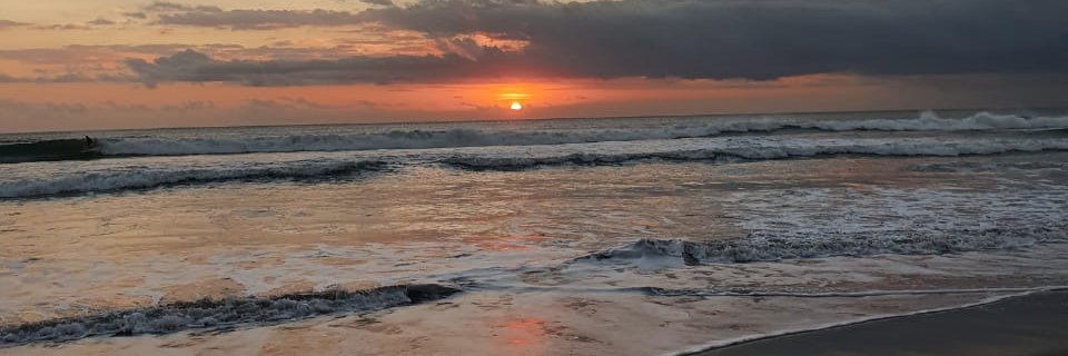 istiie's profile banner image