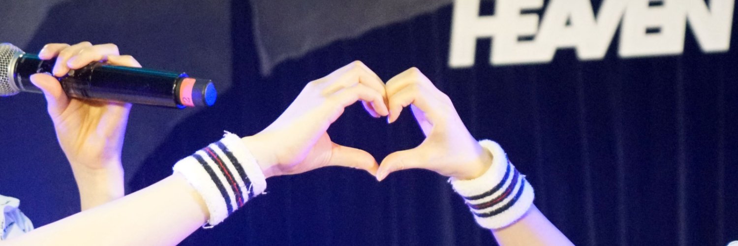 dear_m's profile banner image