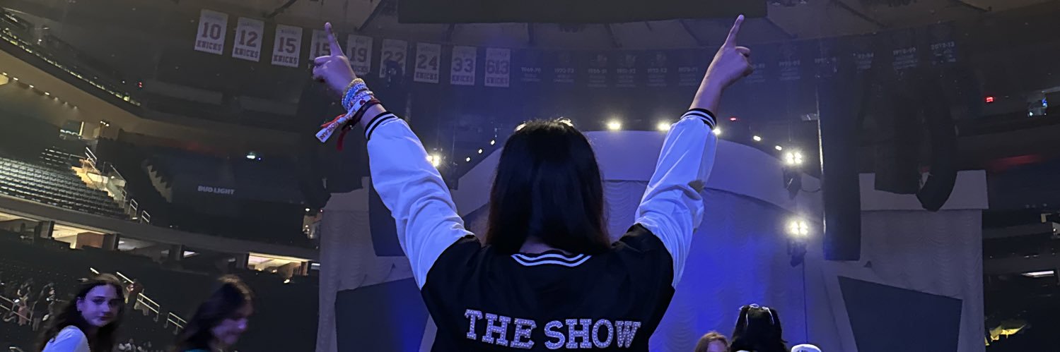 inahstagram's profile banner image