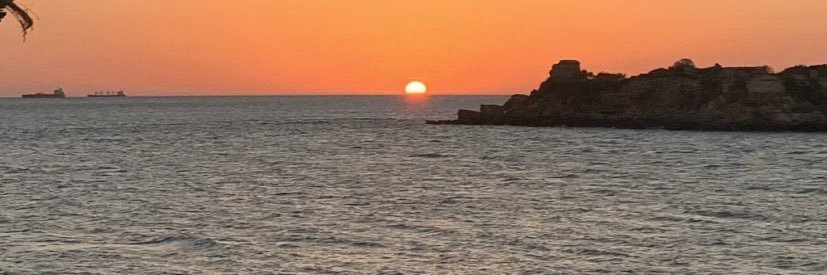 _arreina's profile banner image