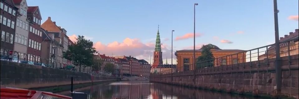 dewiayma's profile banner image