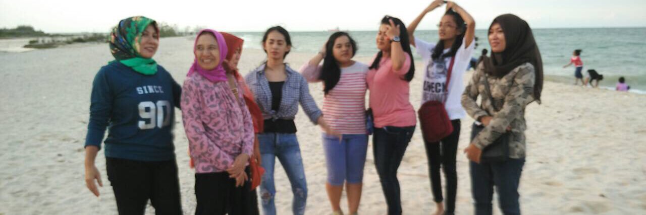 AlmaYasmine's profile banner image