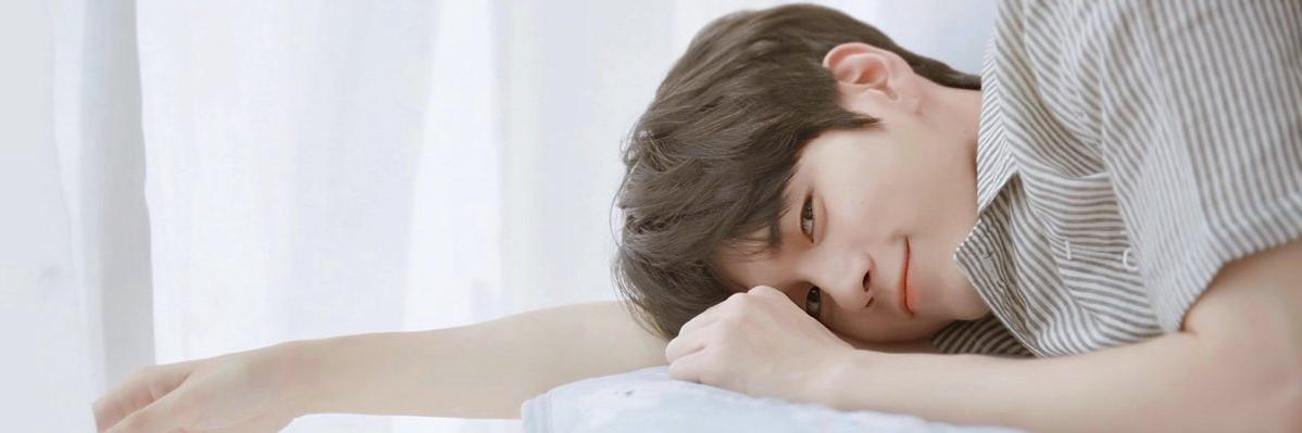 Moon21_'s profile banner image