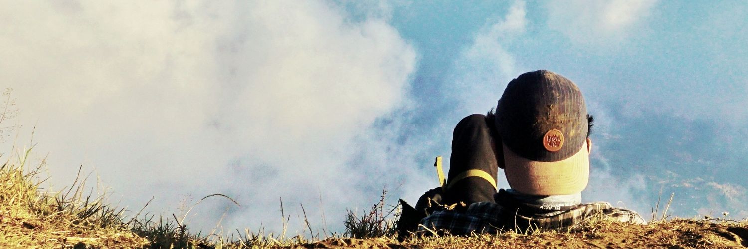 fakyiew's profile banner image