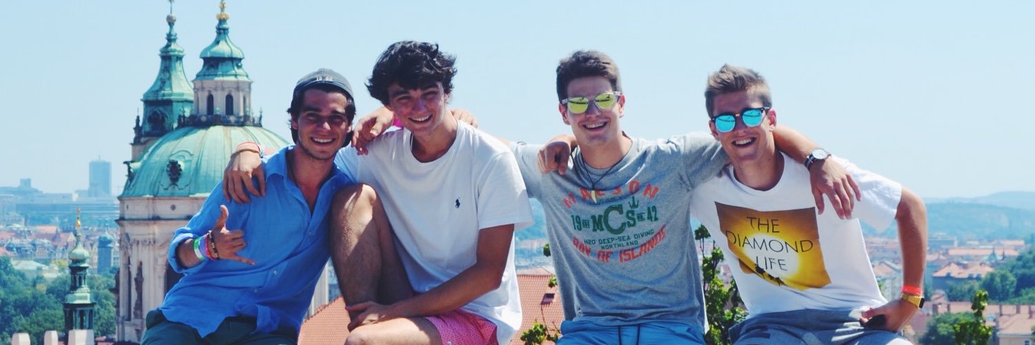 KikuOliveras's profile banner image