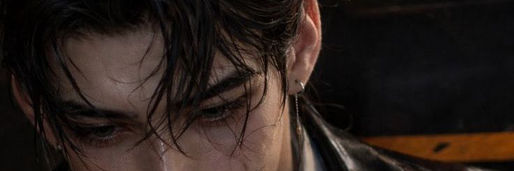 آلرجـل آلـغـآمـض banner