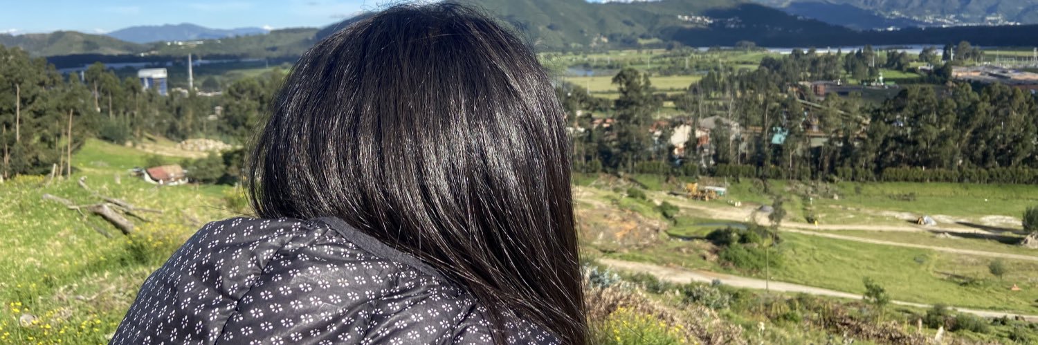 lauraleonm's profile banner image