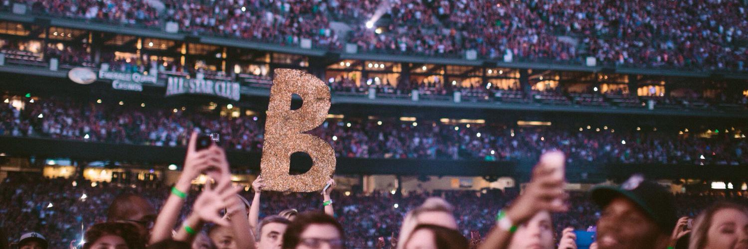 2beeDLT's profile banner image