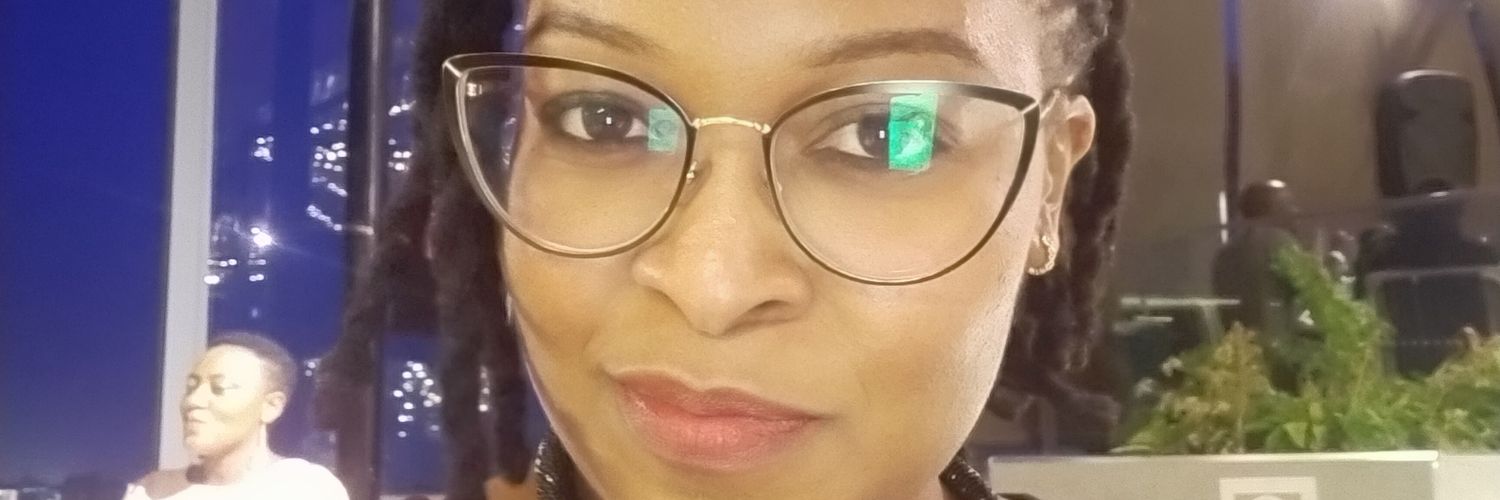 IdahQueenbee's profile banner image