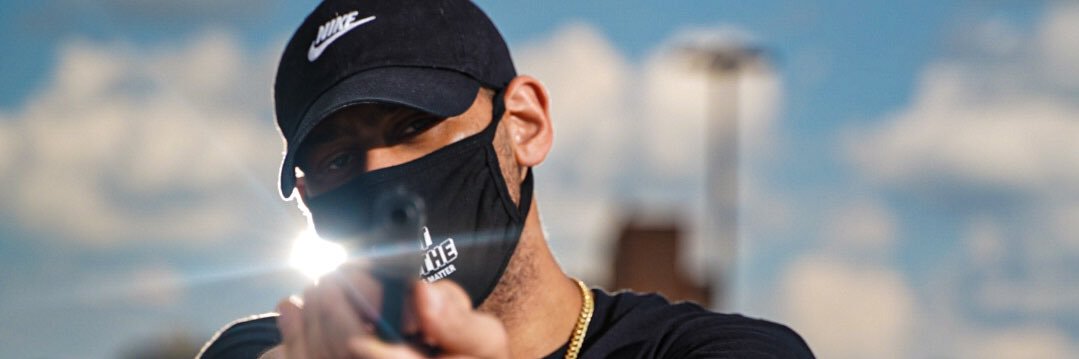 #Hollywood Koo banner