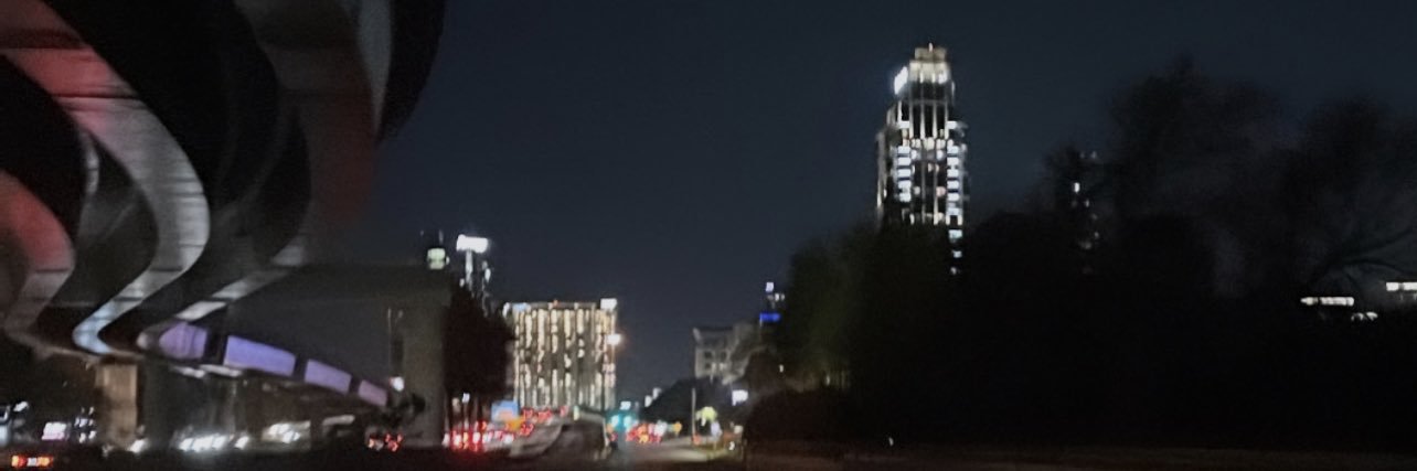 leedopee's profile banner image