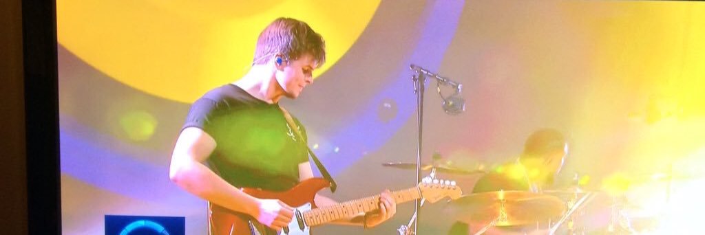 macdguitar's profile banner image
