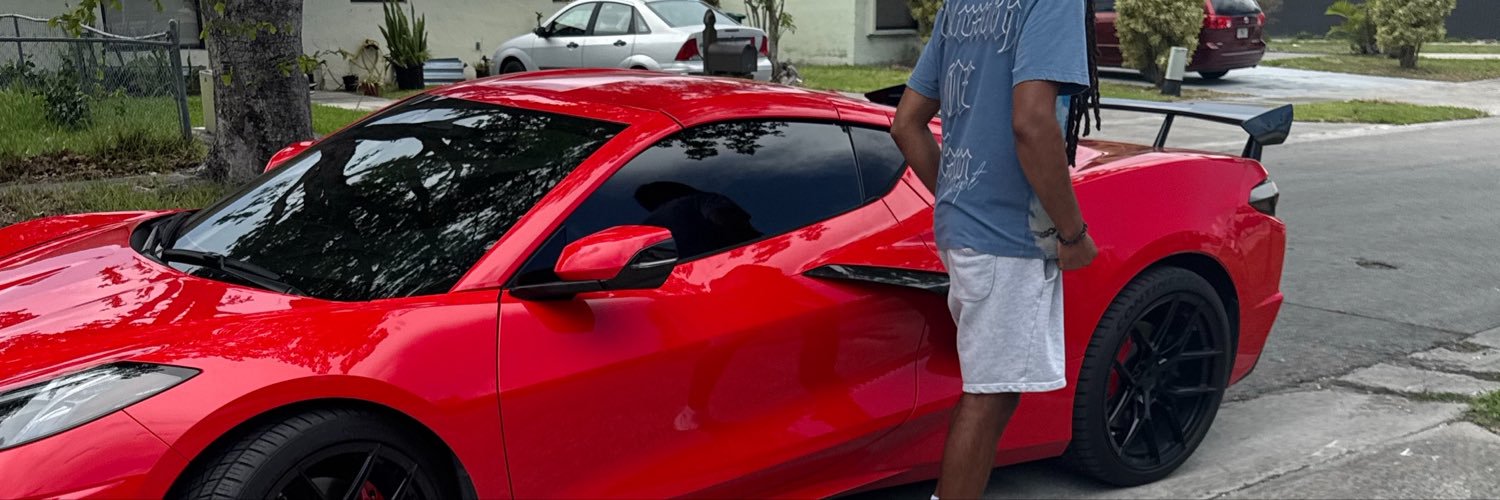 Troywinnin's profile banner image