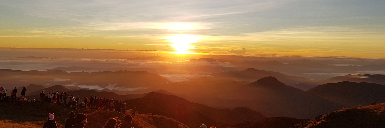 makyln's profile banner image