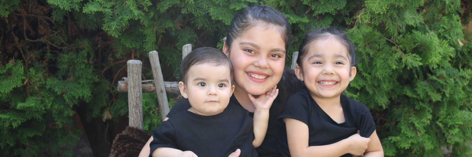 LeslieAE2's profile banner image