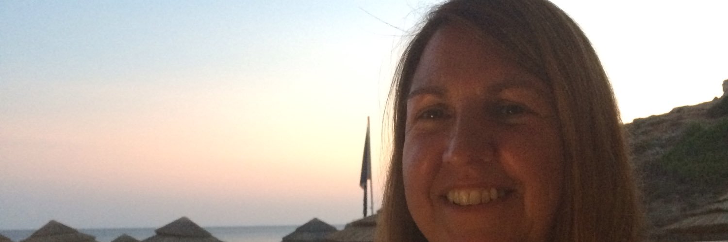 deb_pendry's profile banner image