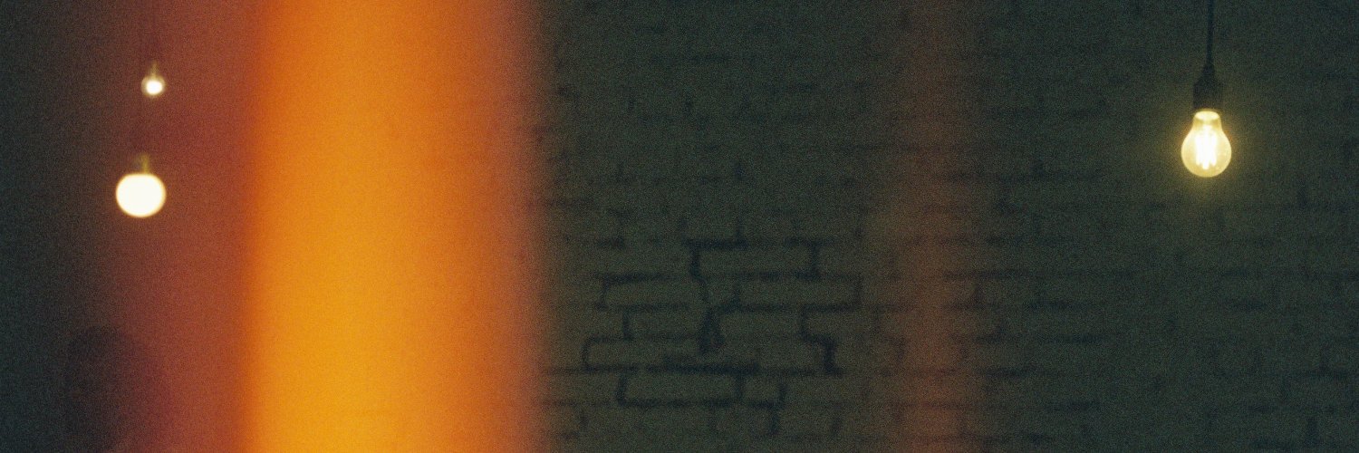 danacobas's profile banner image