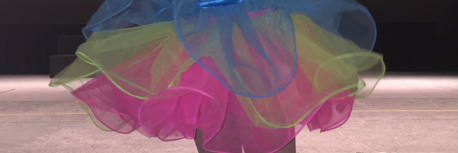 Lynsey Sharon banner