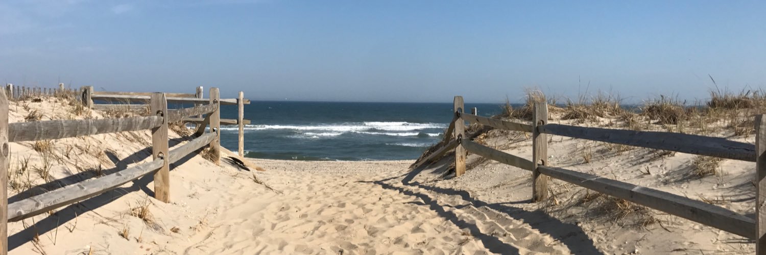 beccaleonee's profile banner image