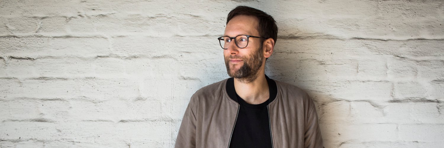 simonbeeck's profile banner image