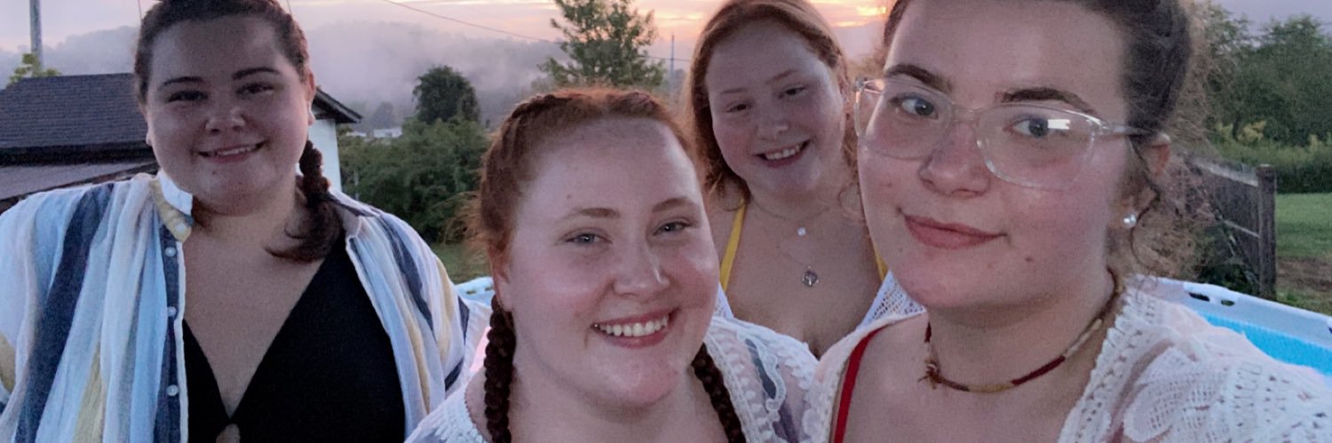 Sarahhhh1717's profile banner image
