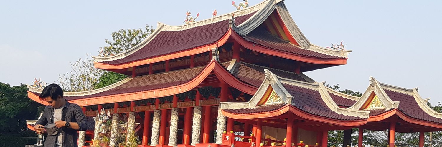 cen13_'s profile banner image