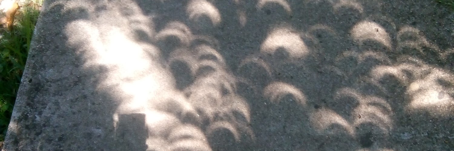 LUISUZ7588's profile banner image