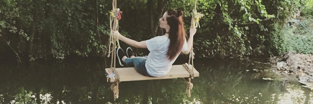 Atesesra_a's profile banner image