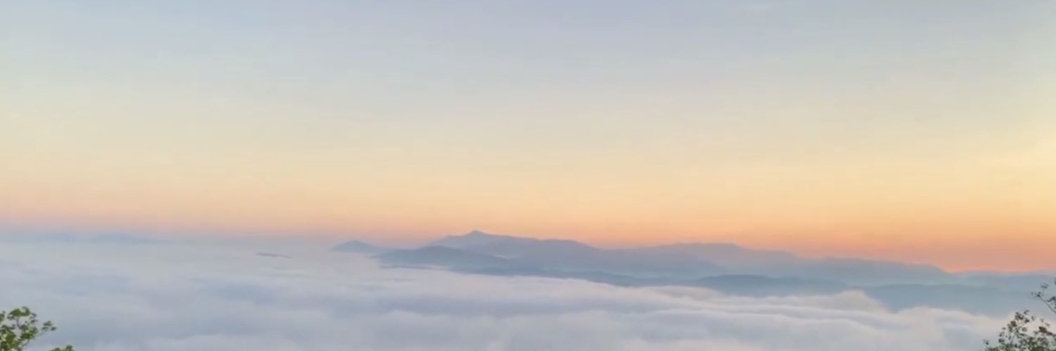 itbichngoc's profile banner image