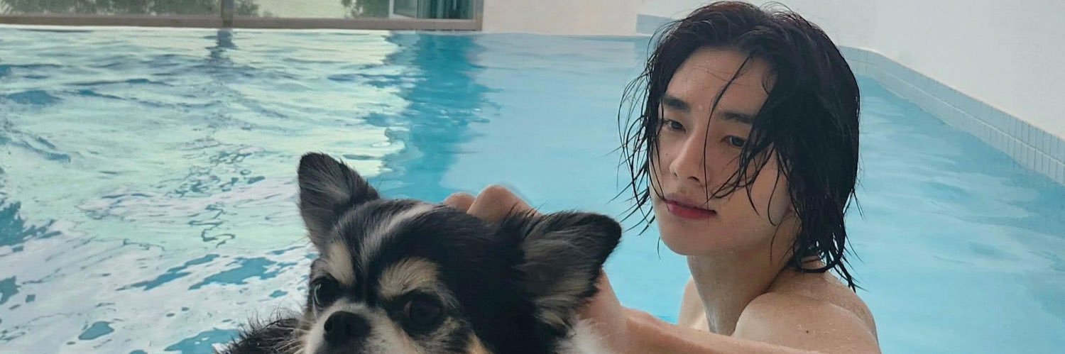 MaryCharlize_'s profile banner image