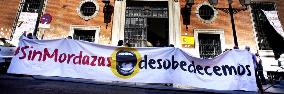 Desobedientes banner