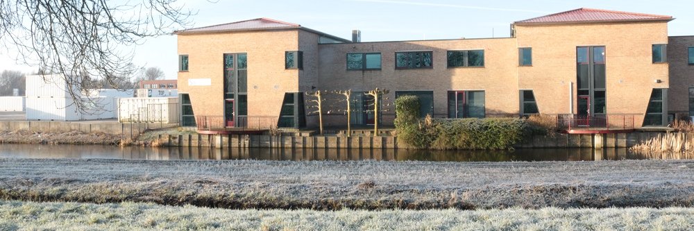 De Vries Groep banner