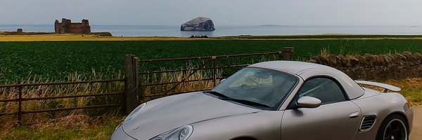 Em0zo Profile Banner
