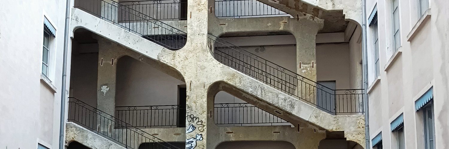 Paléo-marxiste vulgaire et politisé banner