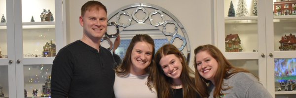 LauraBeck15 Profile Banner