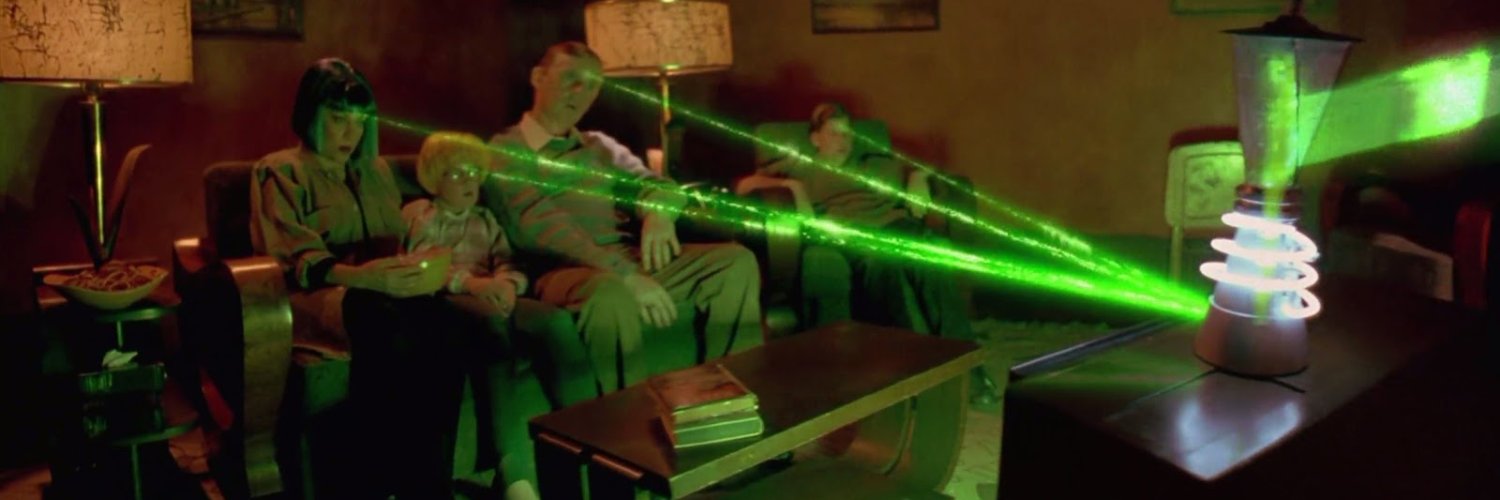 Rom M. 😶‍🌫️ banner