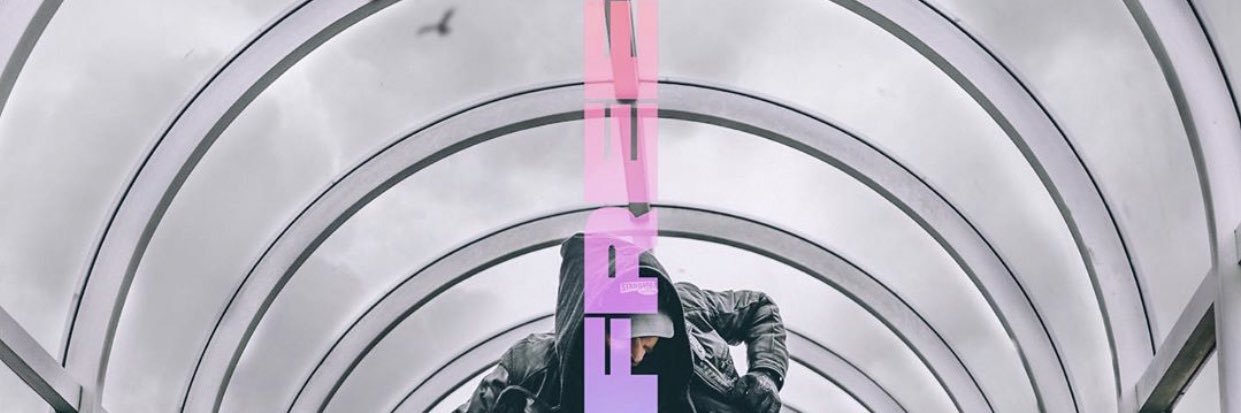 gillianymag's profile banner image