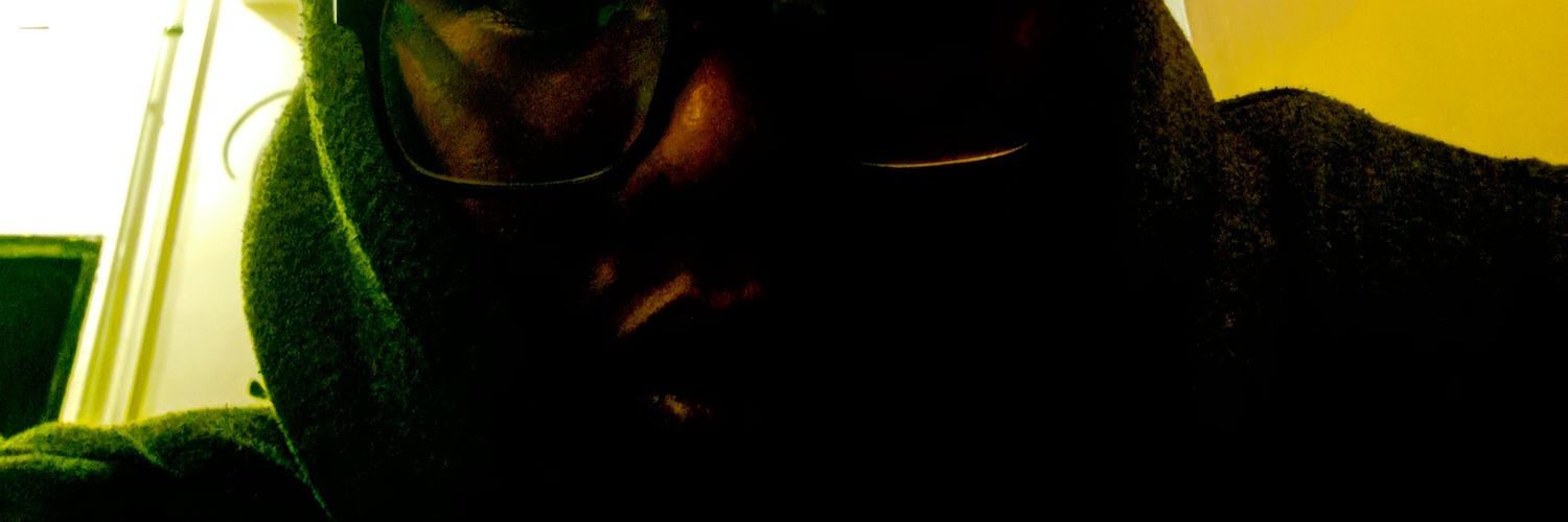 iidlanamran's profile banner image