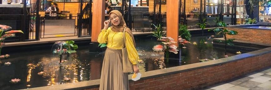 annisashz's profile banner image