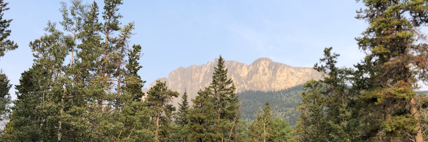 khuge32's profile banner image
