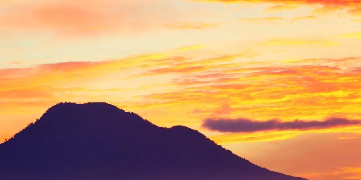 rizahuy's profile banner image