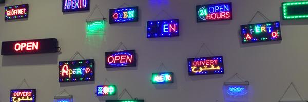 coralhowling Profile Banner