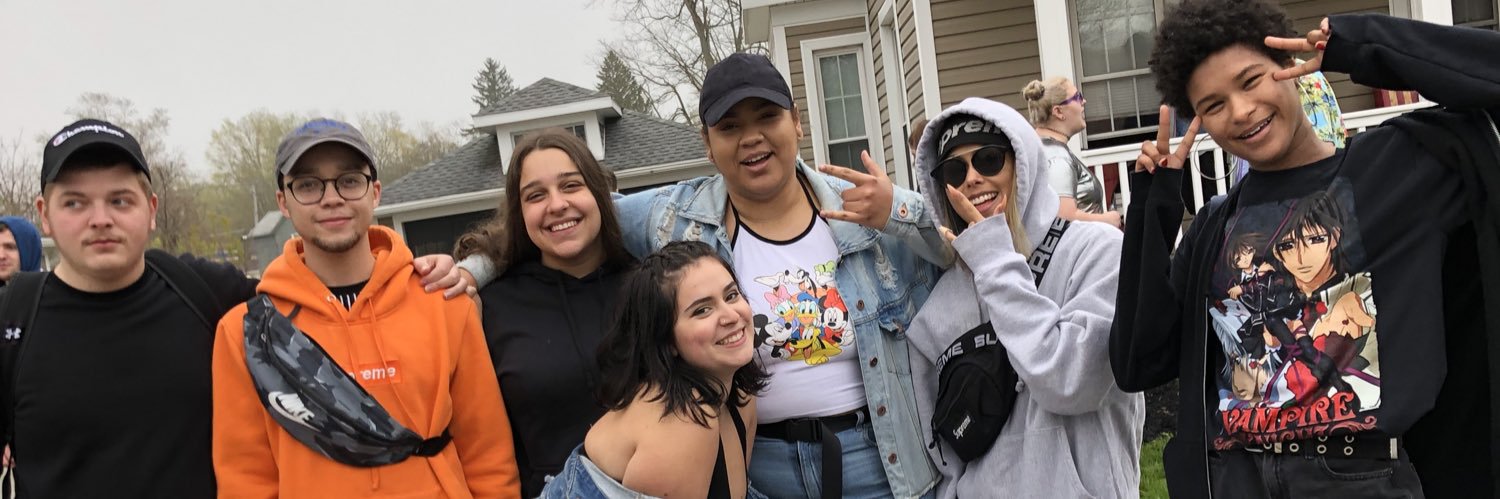gillydias's profile banner image