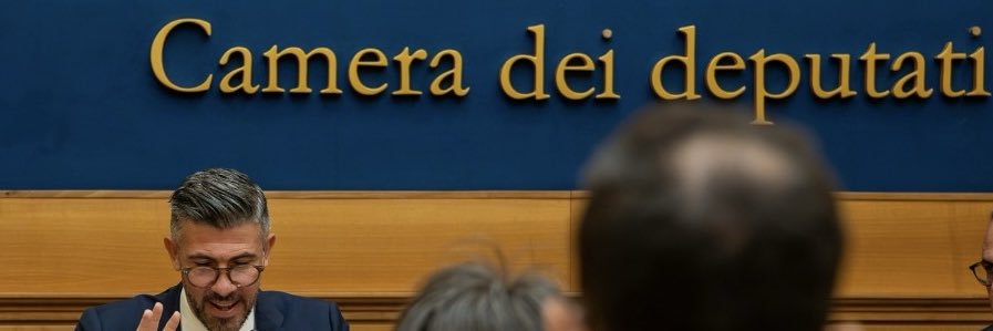 Andrea Vota banner