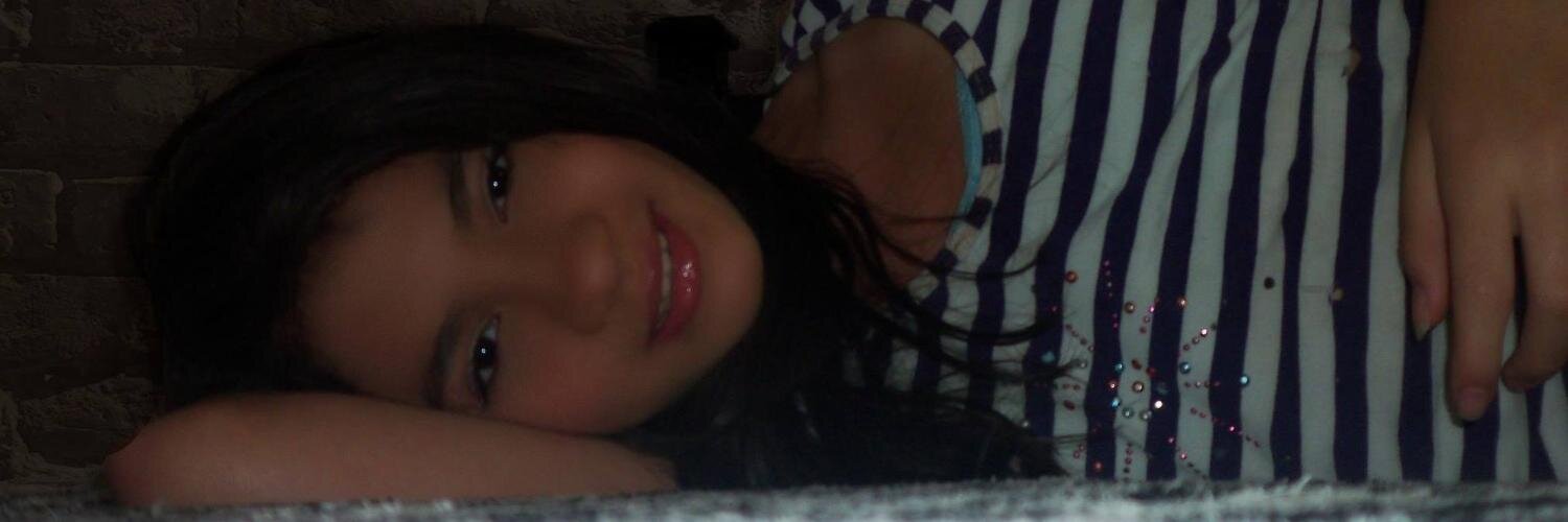 Daniela102000's profile banner image