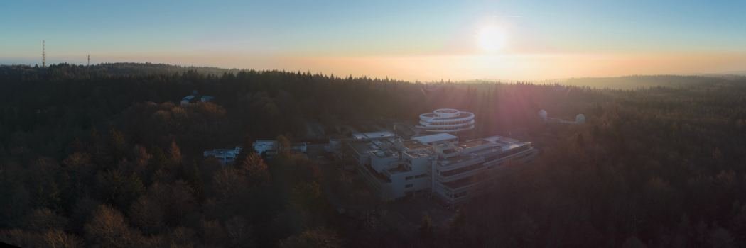 Haus der Astronomie 💫 banner
