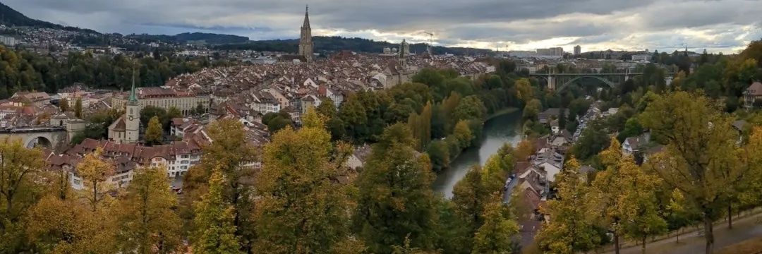 Aaron Fischer banner